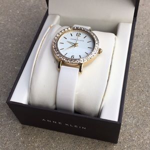NWT Anne Klein watch!